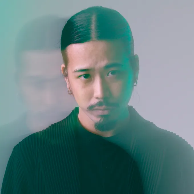 メインMC 崎見風